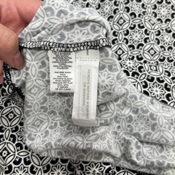 Ann Taylor Loft Black & White Geometric / Floral Print Dress Fit & Flare Size 10 - Picture 8 of 9